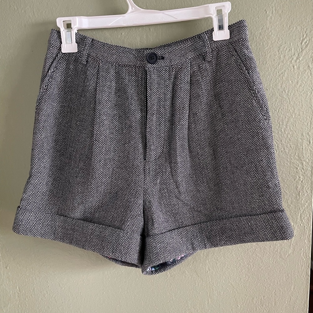 Blackmilk High waisted herringbone shorts